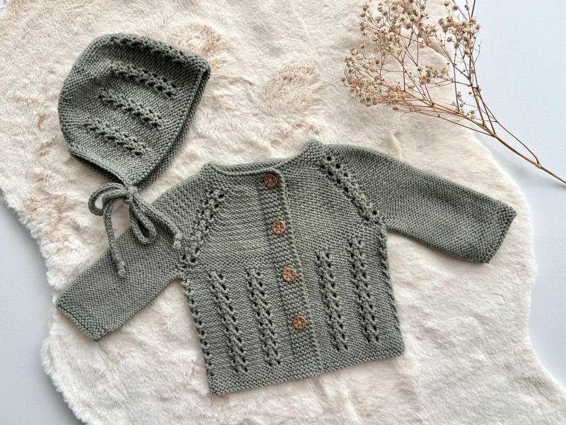 Baby Unisex Handgefertigte Wolle Jacke Und Mütze von NuschBoutique
