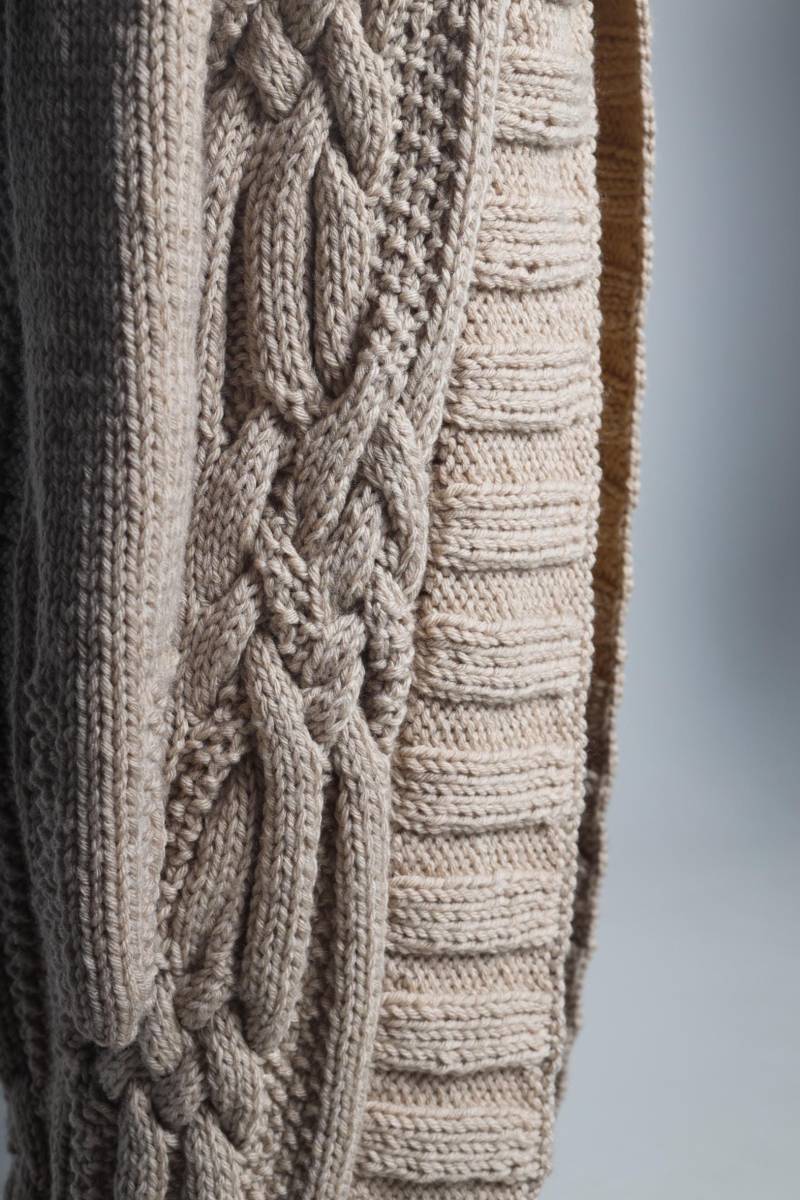 Handgefertigte Grobstrick Bio Wolle Strickjacke Zopfmuster Offene Front Pullover von NushCandlesCrafts