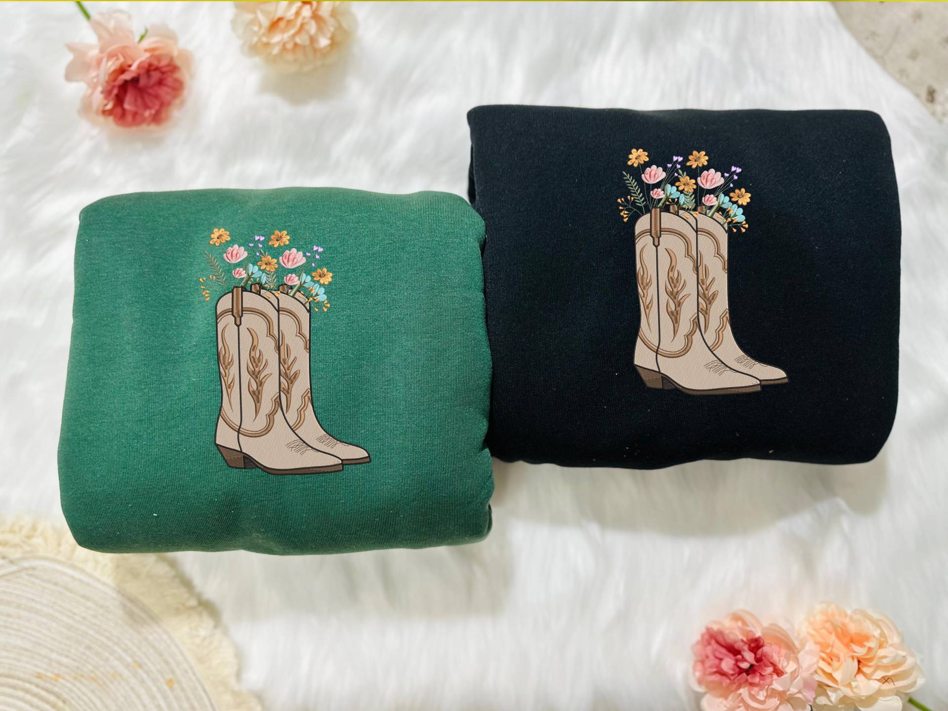 Embroidery Cowboy Boots With Wildflowers Shirt, Floral Western T-Shirt, Cowgirl Country Aesthetic Sweatshirt, Rodeo Gift For Her Embroidery Cowboy Boots With Wildflowers Shirt, Floral Western T-Shirt, Cowgirl Country Aesthetic Sweatshirt, Rodeo Gift For Her von NuvicaEU