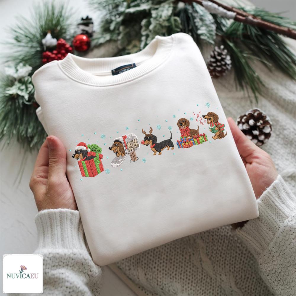 Gesticktes Dackel Weihnachts Sweatshirt, Lustiger Hunde Pullover, Christmas Dachshund Shirt, Geschenk Für Dackelliebhaber von NuvicaEU