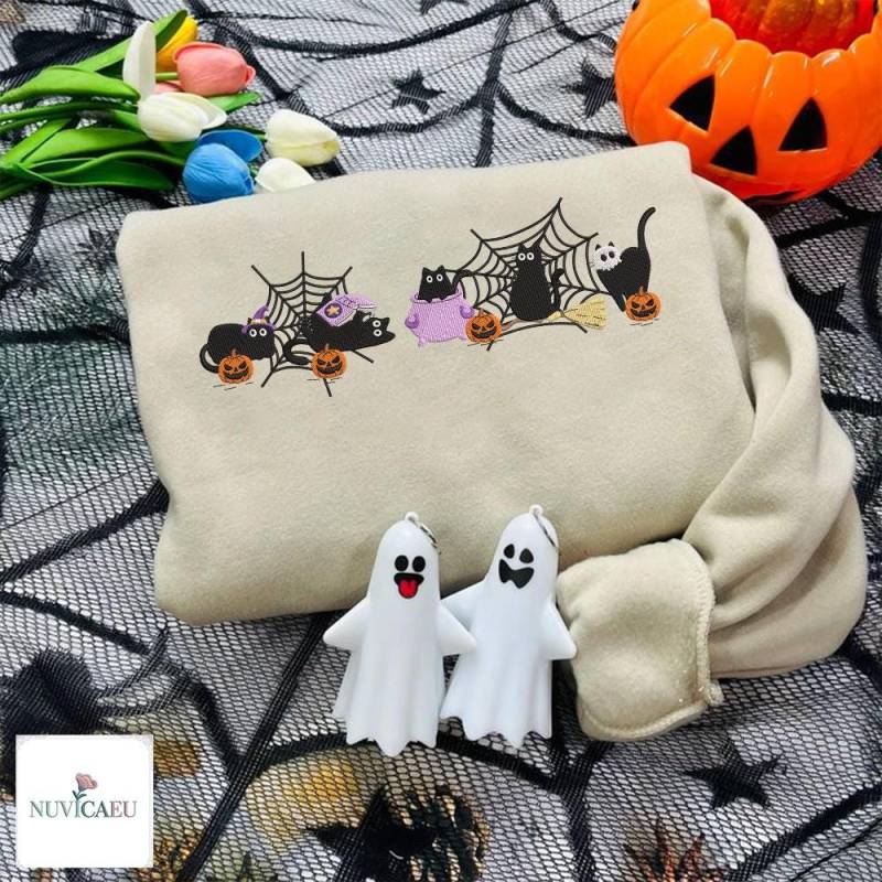 Gesticktes Halloween Katzen Shirt, Schwarze Katze Sweatshirt, Spinne Netz Pullover, Kürbis Stickerei T-Shirt, Unisex Herbst Kleidung Gesticktes Halloween Katzen Shirt, Schwarze Katze Sweatshirt, Spinne Netz Pullover, Kürbis Stickerei T-Shirt, Unisex Herbst Kleidung von NuvicaEU