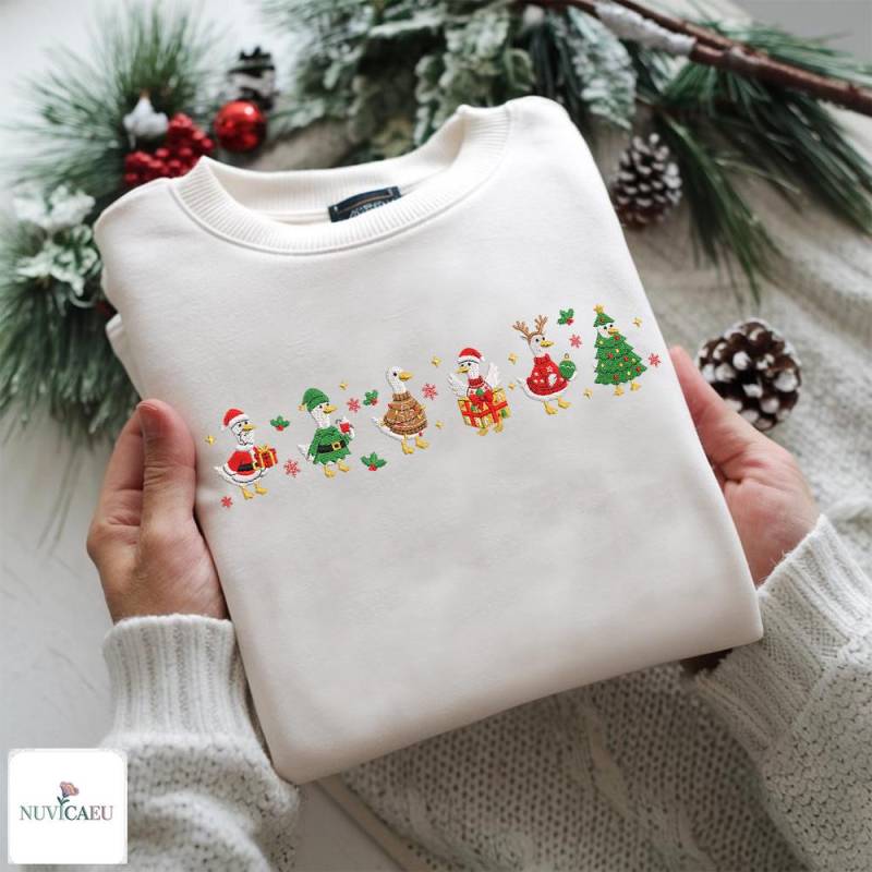 Gesticktes Weihnachtsgänse Sweatshirt, Lustiger Gänse Weihnachts Pullover, Christmas Goose Shirt, Geschenk Für Tierliebhaber von NuvicaEU