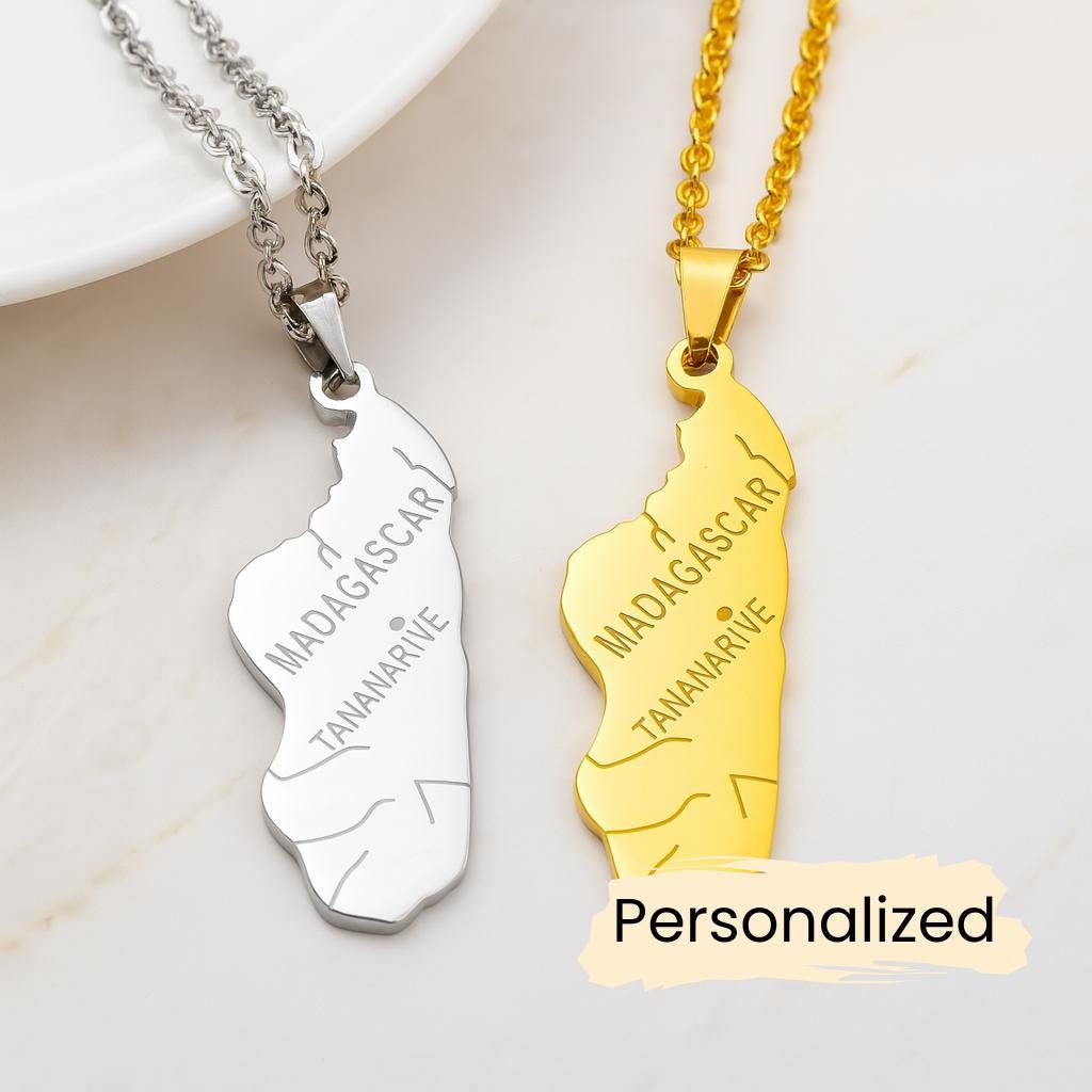 Madagaskar Kette - Madagascar Map Necklace Länderkarte Anhänger Gravierte Karte Personalisierbar von NuvoraJewelry