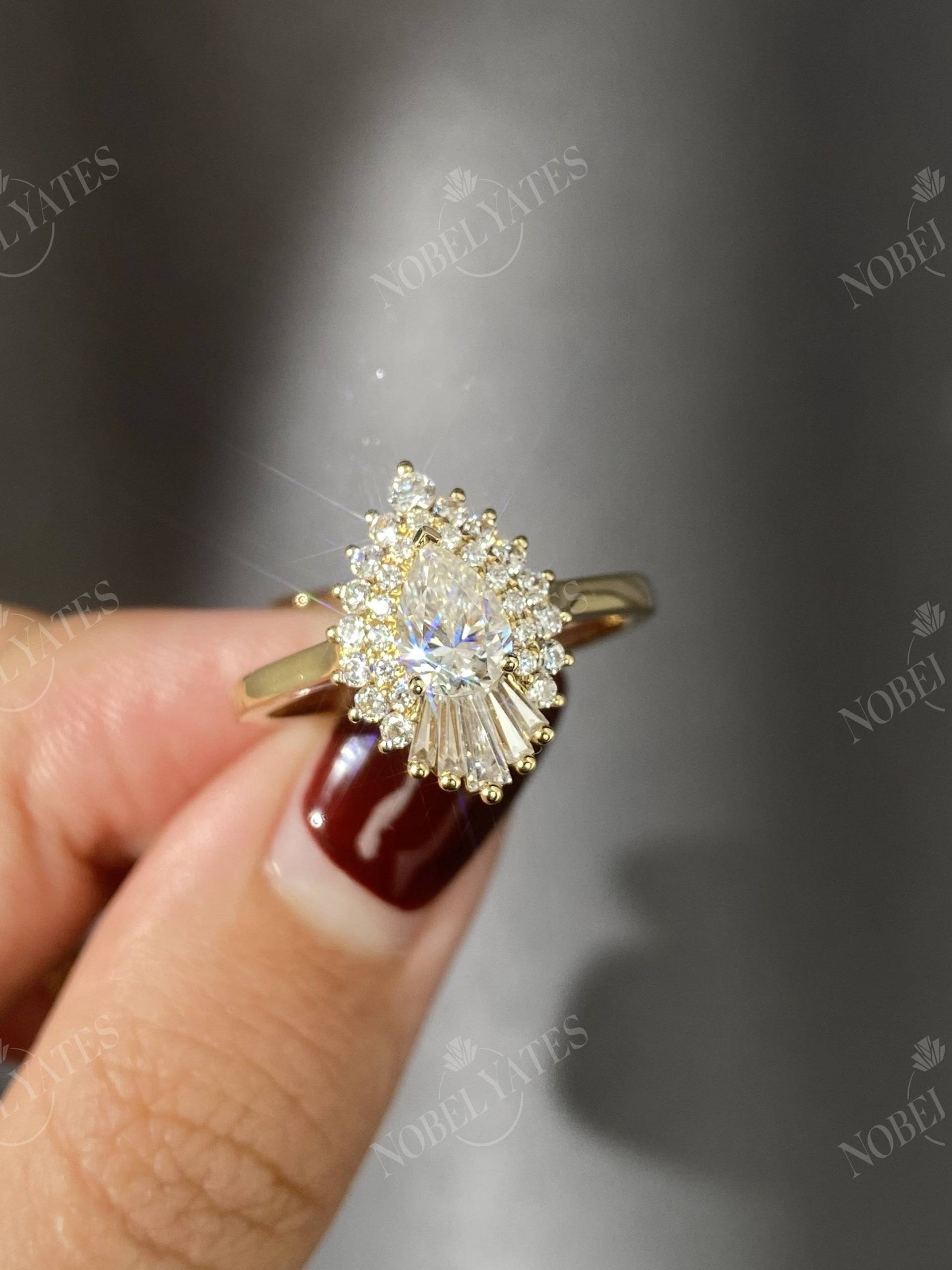 Art-Deco-Birnen-Moissanite Verlobungsring Vintage Gelbgold Ring Baguette Diamant/Cz Heiligenschein Antike Einzigartiger Brautring von NyFineJewelry