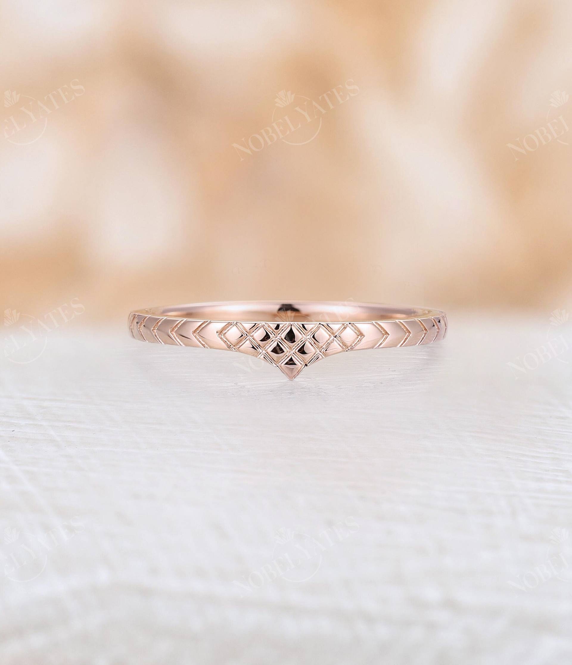 Art-Deco-Verlobungsring Vintage Rose Gold Muster Passendes Band Antiker Zarter Einzigartiger Hochzeit Brautring Einzigartiger Jahrestag von NyFineJewelry