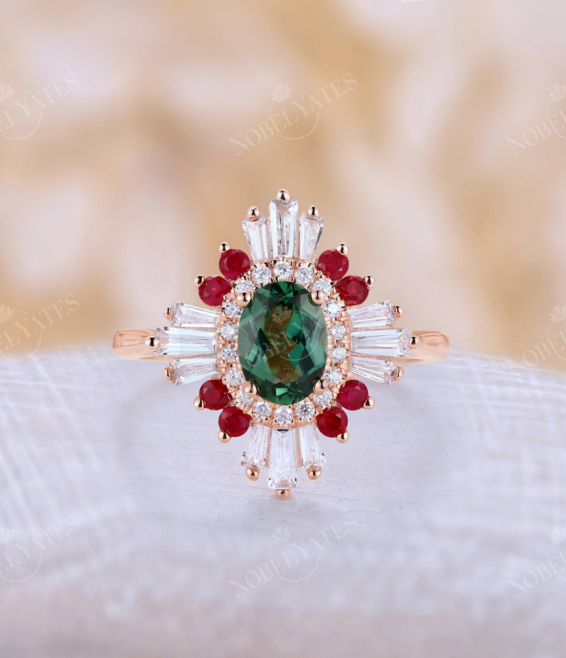 Grüner Saphir Verlobungsring Natürlicher Rubin Diamant Halo Ring Prong Ovalschliff Roségold Cz Art Deco Jubiläum von NyFineJewelry