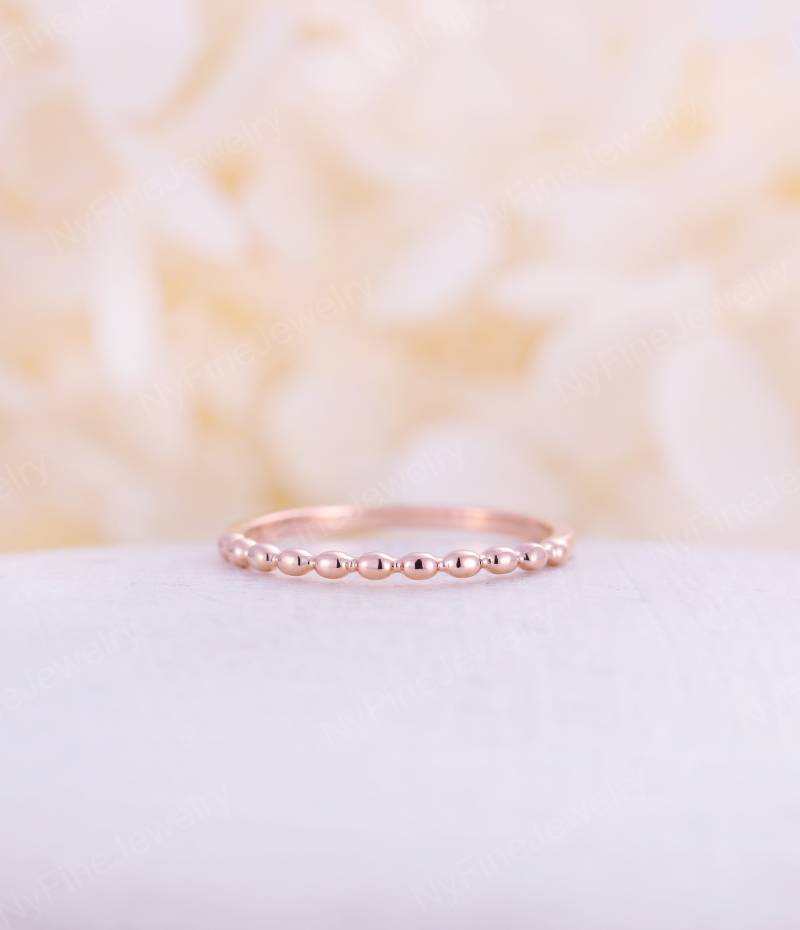 Rose Schlicht Gold Ehering Perlenring Vintage Art-Deco Halbe Eternity Band Antik Stapeln Passenden Einzigartigen Geraden Brautversprechen von NyFineJewelry