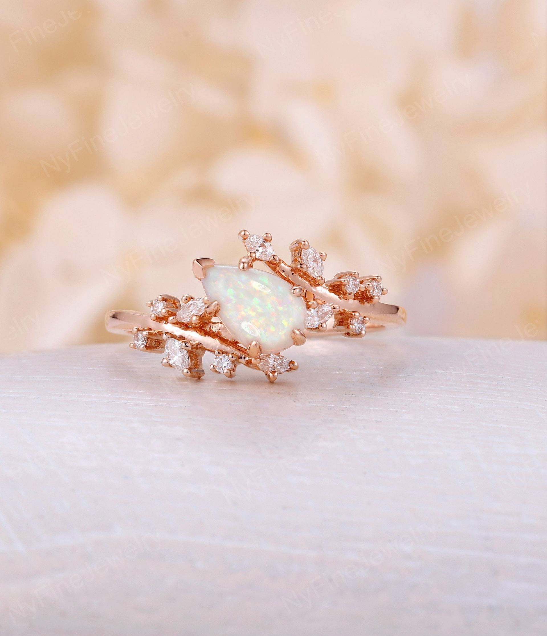 Rosegold Natürlicher Opal Verlobungsring Diamant Cluster Ring Einzigartige Birnenförmige Zarte Blatt Hochzeit Brautring Versprechen Jahrestag von NyFineJewelry