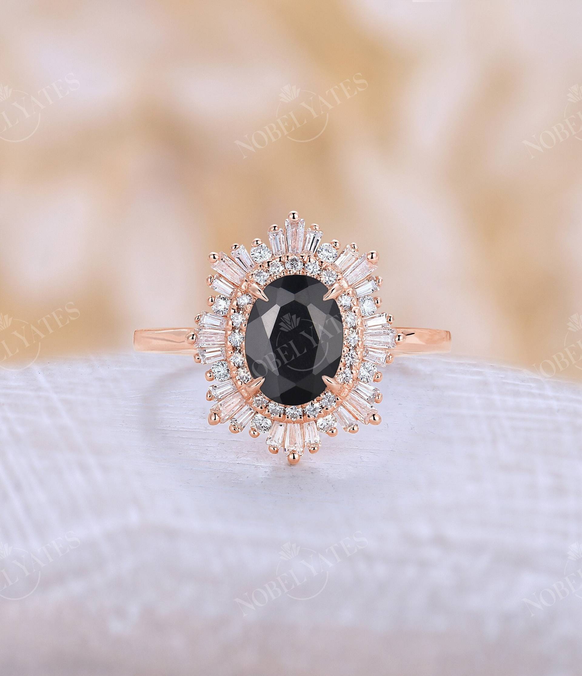 Schwarzer Onyx Verlobungsring Doppelter Halo Ring Diamantring Prongring Im Ovalschliff Roségold Cz Art Deco Jubiläumsring von NyFineJewelry