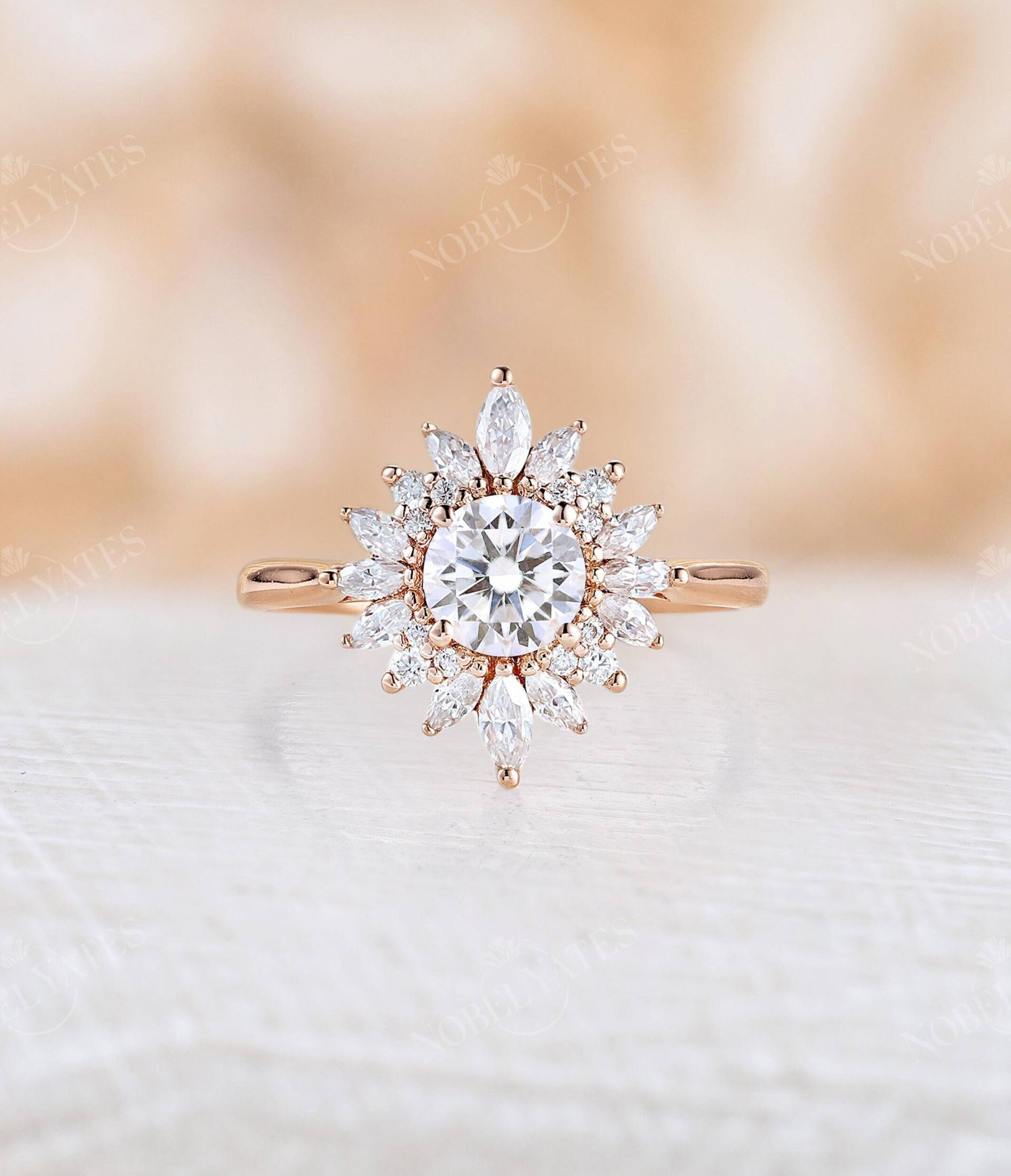 Vintage Moissanite Verlobungsring Art-Deco-Runder Roségoldring Marquise Diamant Halo Hochzeit Brautring Versprechen Jahrestag Ring von NyFineJewelry