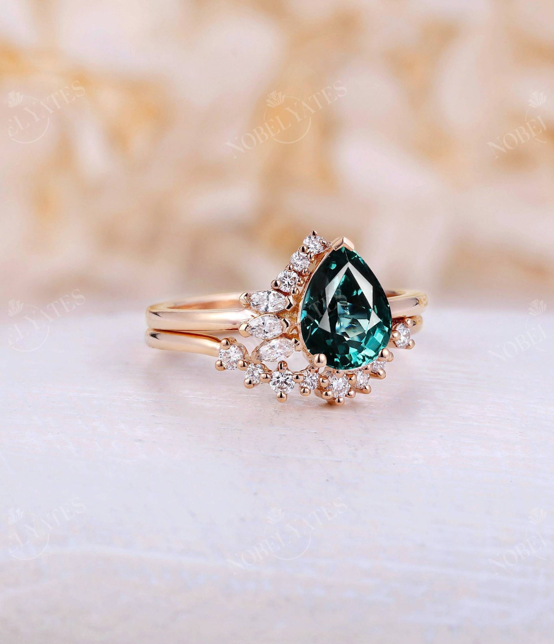 Vintage Teal Sapphire Verlobungsring Set Art-Deco-Rosengold Birnenförmige Braut Antiker Diamant Halber Halo-Jubiläumsversprechenring von NyFineJewelry