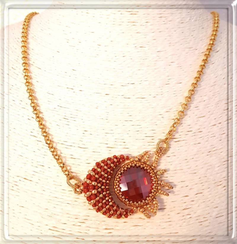 "Sonne Und Mond" Halskette von NyaKrea