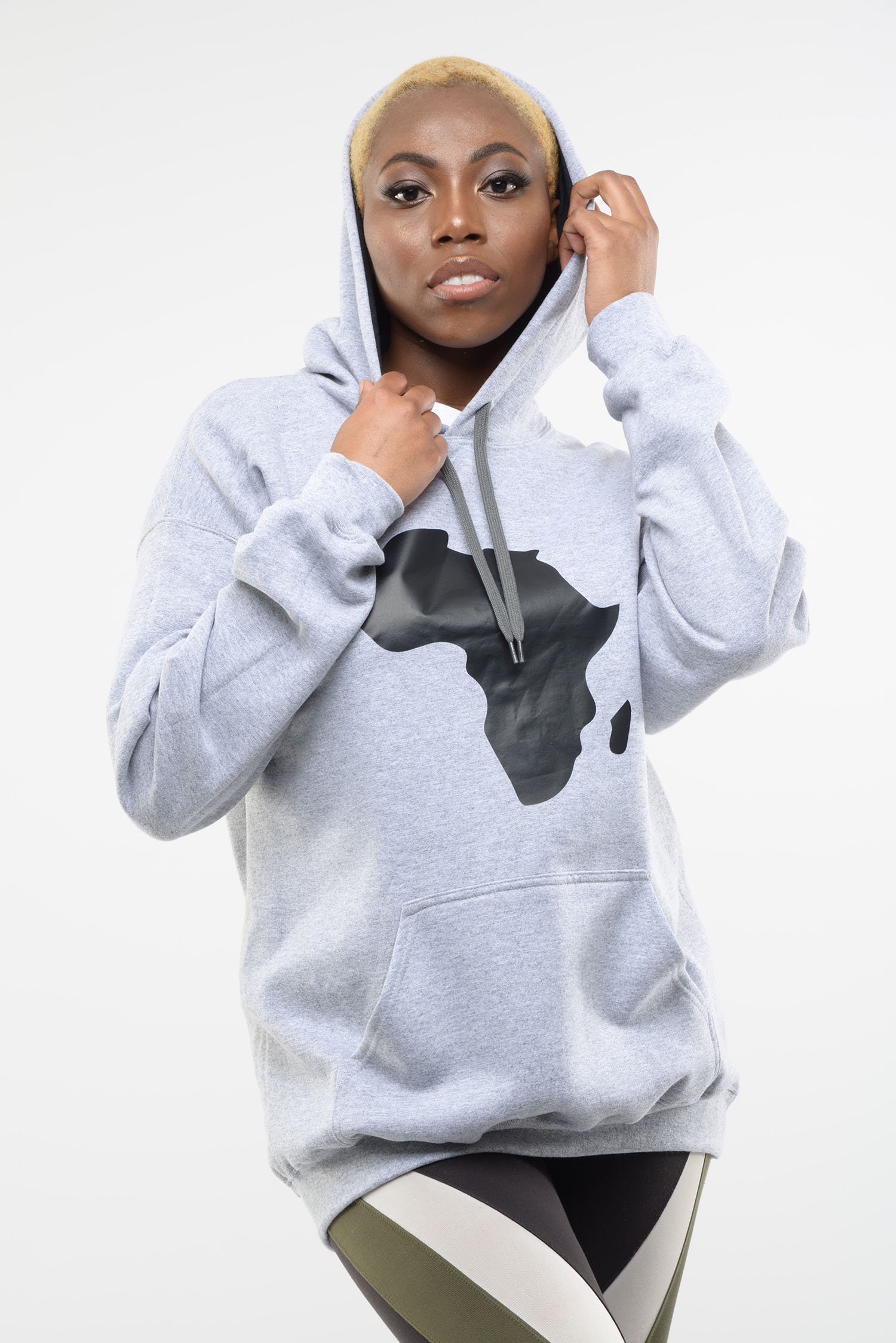 Damen Hoodie Mit Schwarzer Vinyl Karte Afrikas - Kapuzenpullover, Positives Shirt, Trendy Hoodie, Sweatshirt Pullover von Nyagua