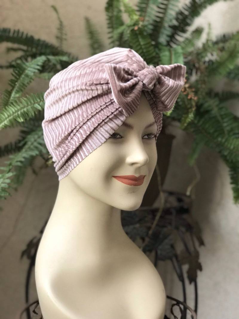 Hut-Turban - Rosa Velour-Schleife Hut-Turban - Rosa Velour-Schleife von NydiaFierroDesigns