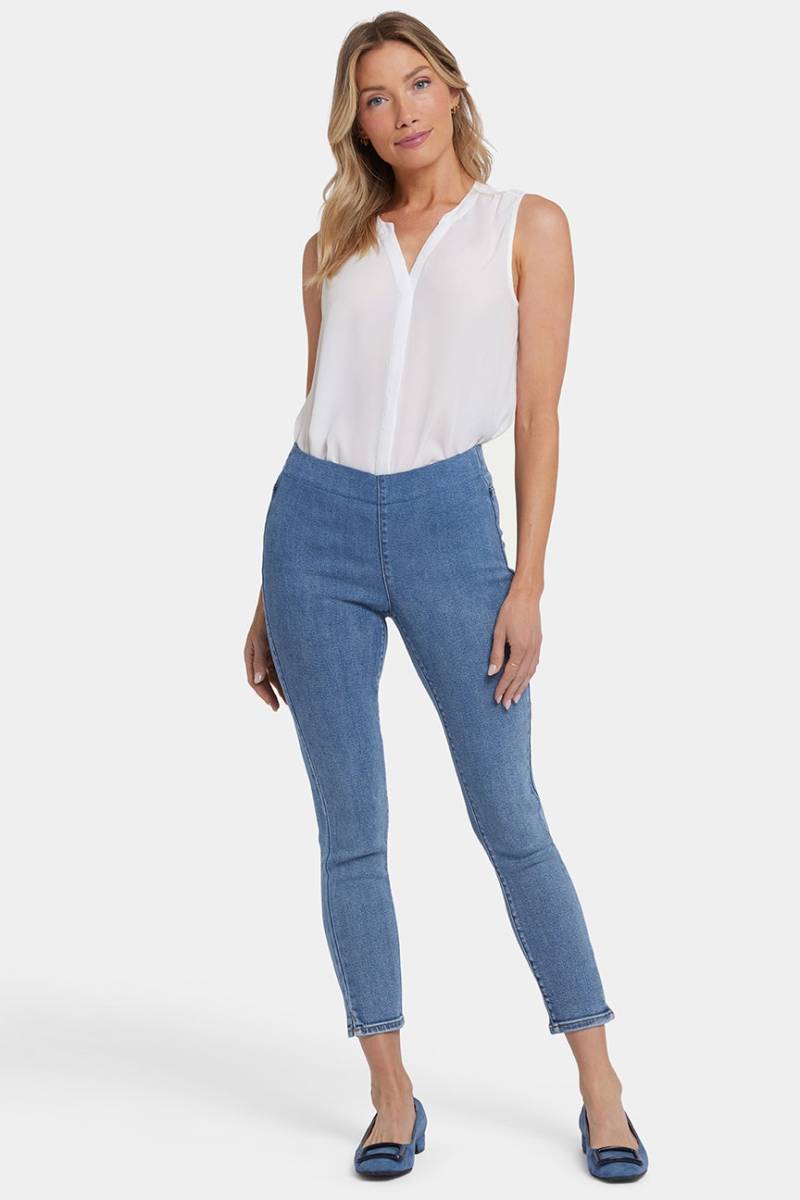 Ami Skinny Ankle Pull-On Jeans in Soft-Contour Denim™ mit Seitenschlitzen | Minorca Isle von Nydj
