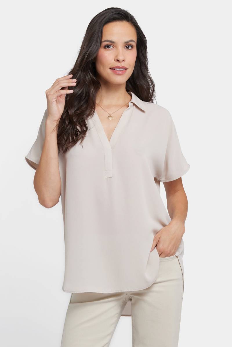 Becky Kurzarm Bluse | Feather Becky Kurzarm Bluse | Feather von Nydj