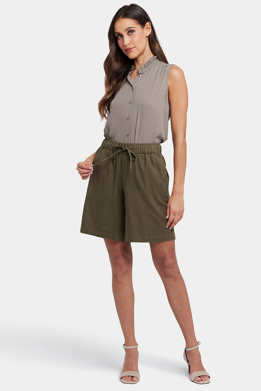 Leichte Bermuda Shorts aus Stretch Leinen | Bay Leaf von Nydj