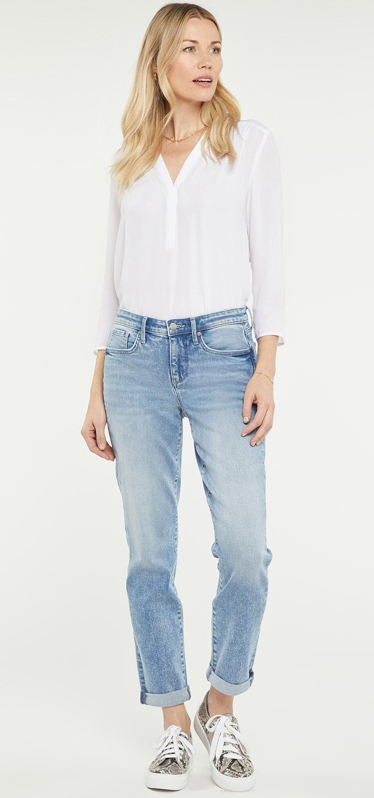 Margot Girlfriend Jeans Hellblau Premium Denim (Petite) | Quinta von Nydj
