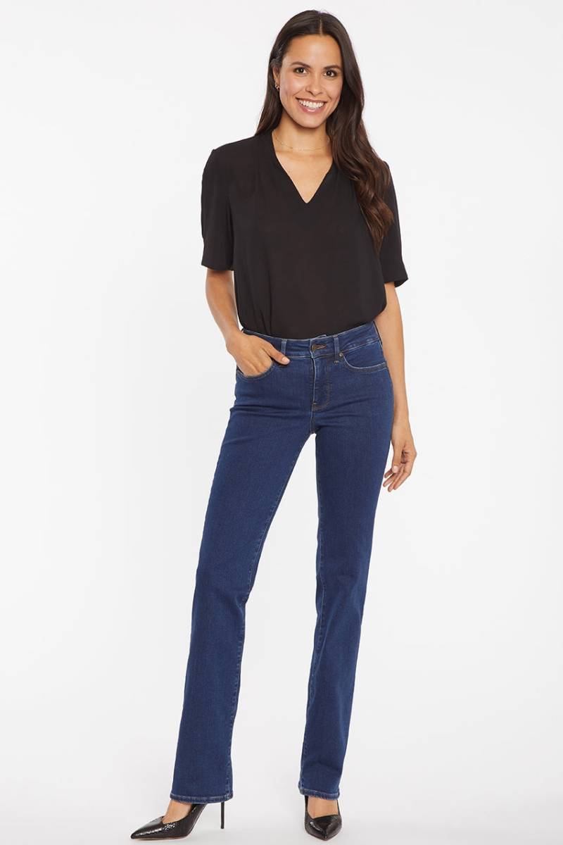 Marilyn Straight Jeans Mittelblau Premium Denim (Petite) | Quinn von Nydj