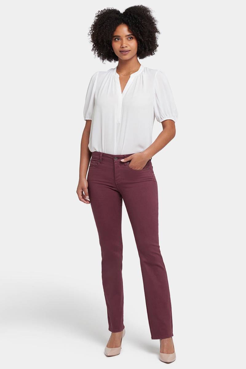 Marilyn Straight Jeans Rot Farbiger Denim | Dark Cherry von Nydj
