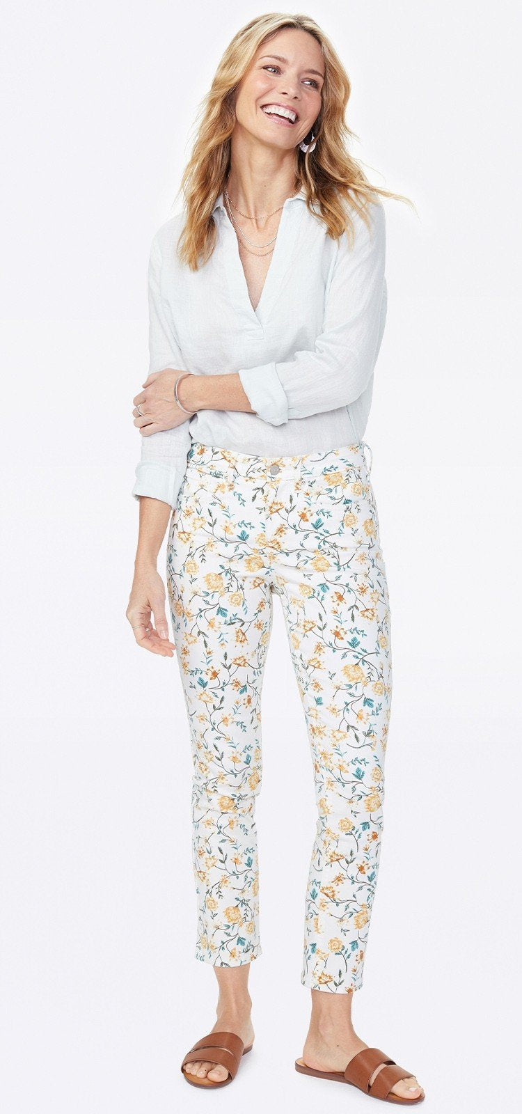 Sheri Slim Ankle Jeans Bedrucktem Premium Denim | Zinnia Arrangement Marigold von Nydj