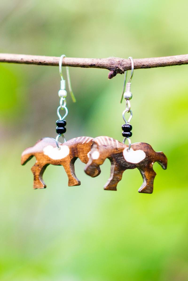 Pferde Ohrringe Made in Kenia von NyoraBeadsInc