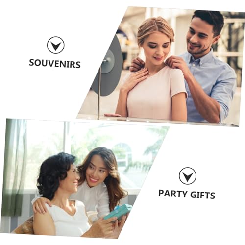 OATIPHO 2 Stück Weihnachtskette Teiliges mit Roten Schneeflocken und Grünen Weihnachtsstrumpf Anhängern Kreatives Halsband aus Langlebiger und Samt Festliche Halsdekoration für Party und von OATIPHO