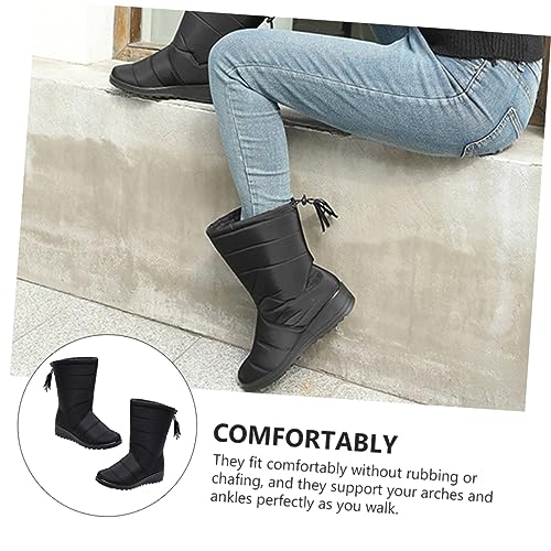 OATIPHO Warme Damen Winterstiefel mit Hohem Schaft Quasten und Dicker Sohle Wasserdichte Rutschfeste Freizeit Schuhe für Herbst und Winter Schwarzes Design OATIPHO Warme Damen Winterstiefel mit Hohem Schaft Quasten und Dicker Sohle Wasserdichte Rutschfeste Freizeit Schuhe für Herbst und Winter Schwarzes Design von OATIPHO