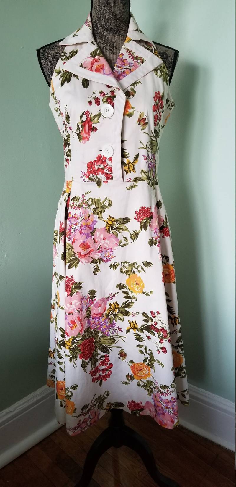 Floral Neckholder-Kleid Von Neuen Saison-Medium von OAVWare