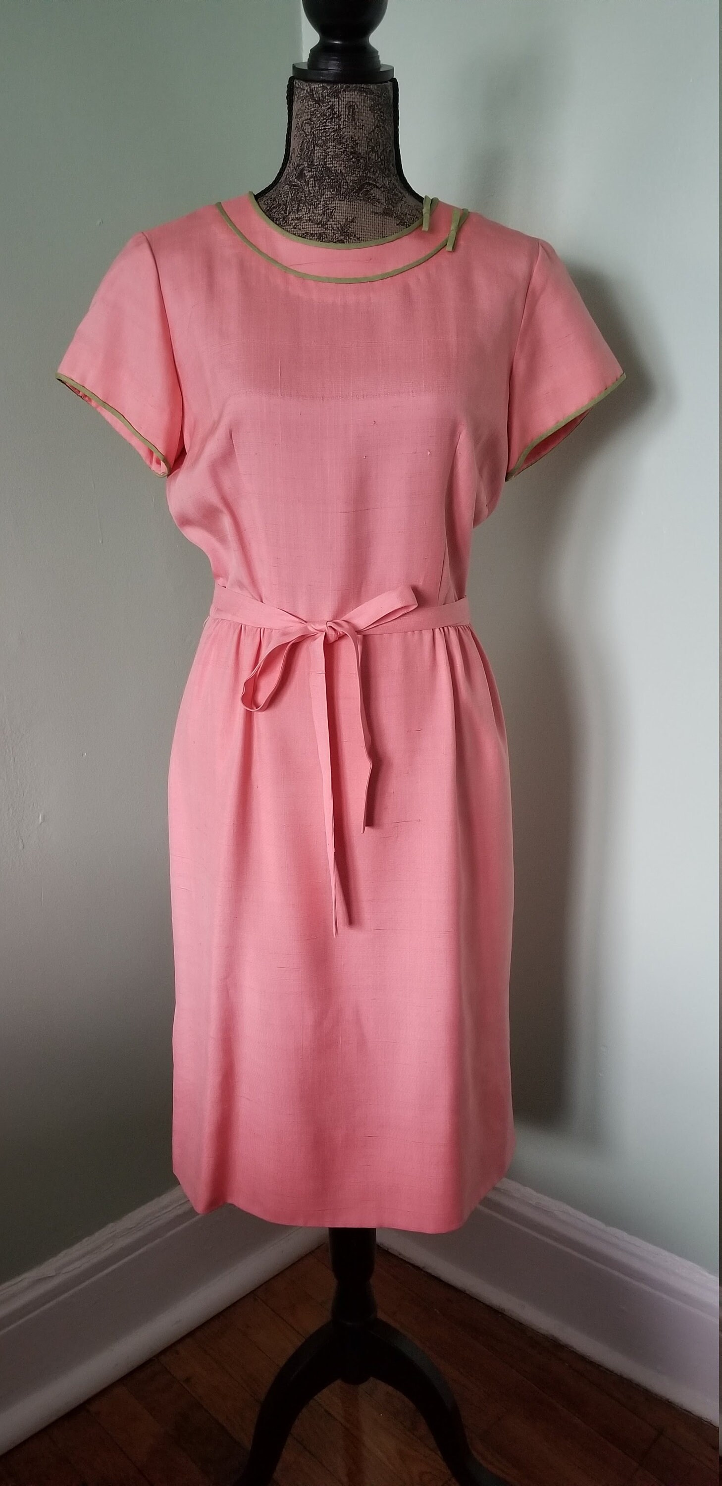 Vintage - Küsschen & Reine Seiden Kleid Vintage - Küsschen & Reine Seiden Kleid von OAVWare