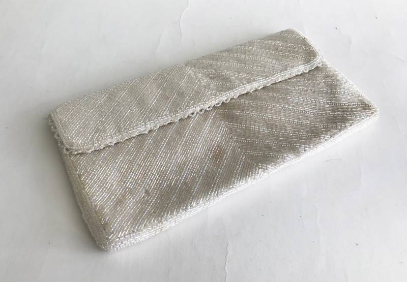 The Iridescent X Illuminated Pearlized Vintage 50Er Jahre Bugle Perlen Clutch Abendtasche Handtasche Juwel Geldbeutel Ausgefallene Geldbörse von OBJECTSofMATTER