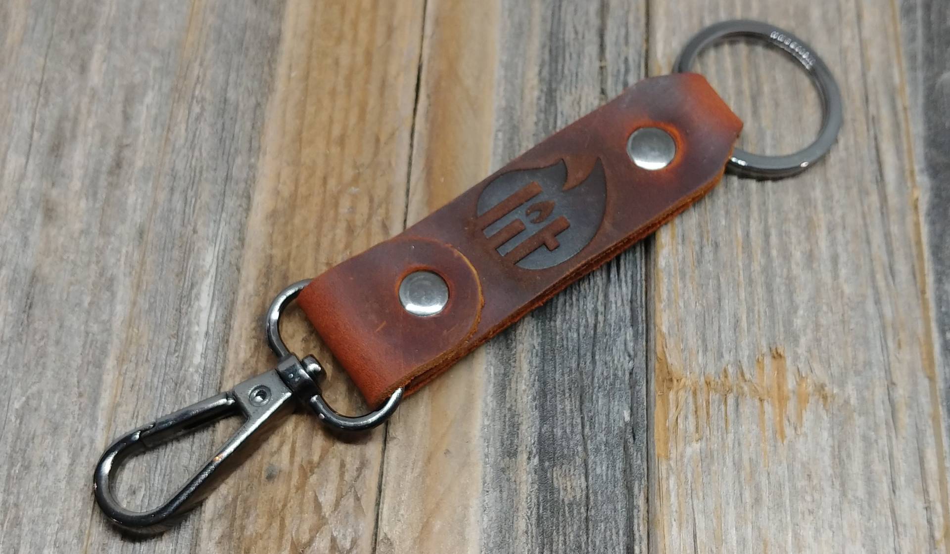 Lit Fire Gravierte Benutzerdefinierte Leder Keychain Fob Instagram Slogan von OCCafeRacer