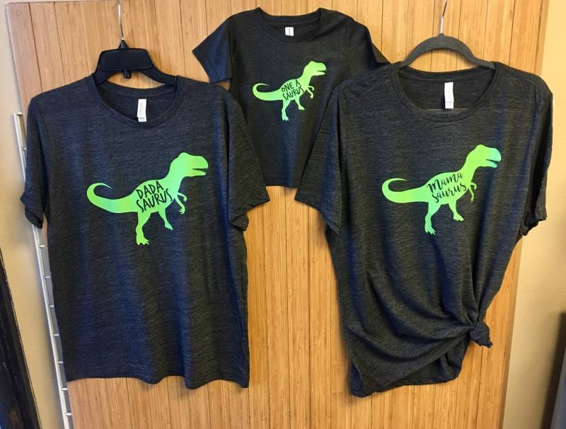 Ein Ein Saurus Familie Shirt Satz Ein Ein Saurus Familie Shirt Satz von OCShirtShop