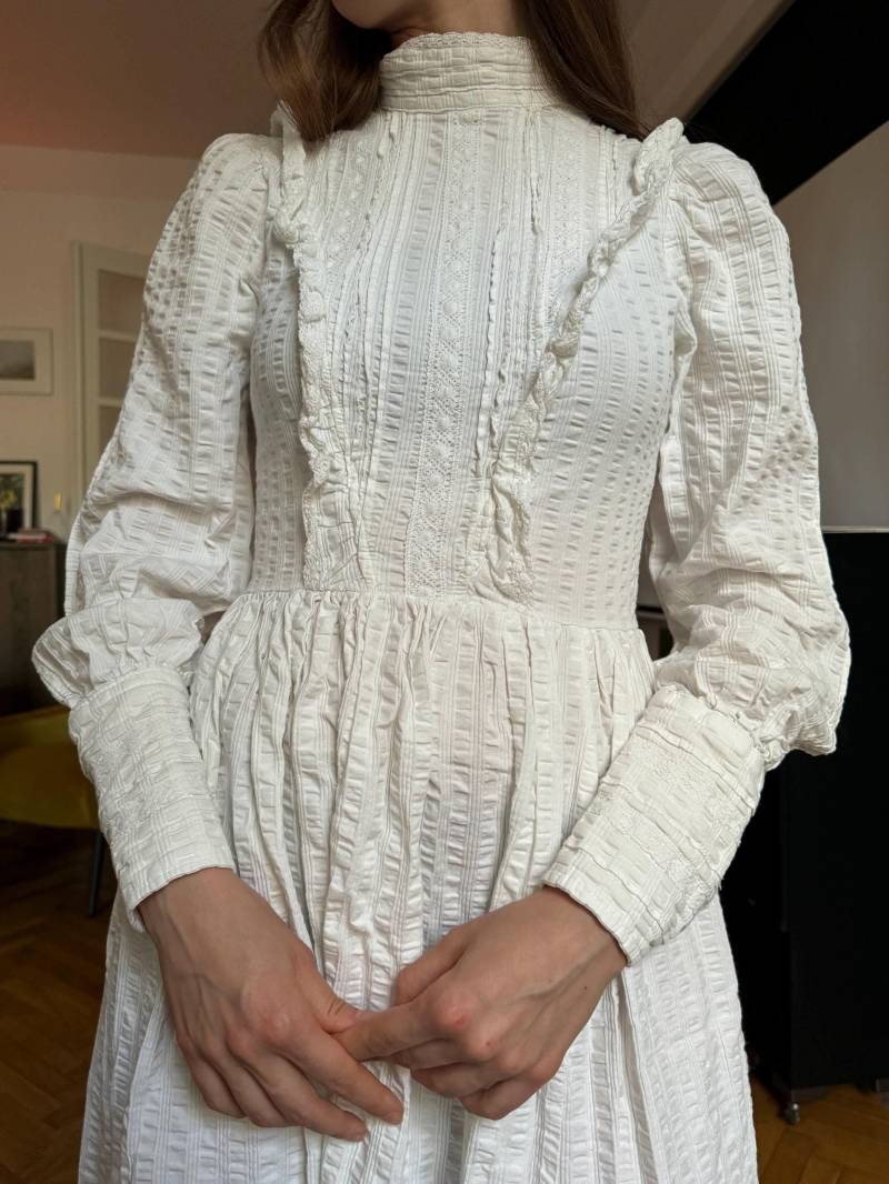 Vintage Laura Ashley Maxikleid Aus Weißer Baumwolle 1980Er Jahre Hochzeit Vintage Laura Ashley Maxikleid Aus Weißer Baumwolle 1980Er Jahre Hochzeit von ODanubeVintage