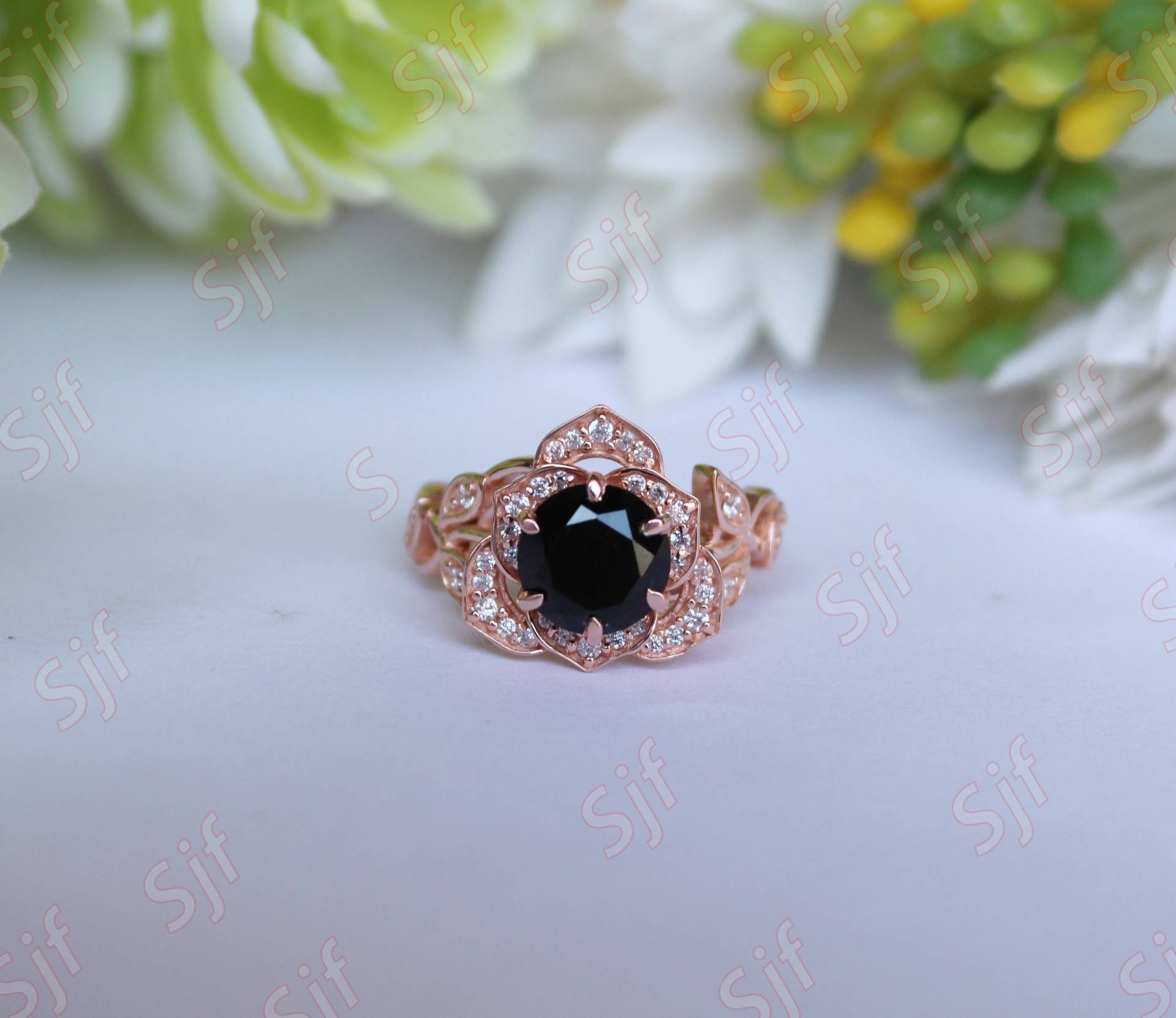 Natürlicher Schwarzer Onyx Gold Ehering, Wunderschöner Blumen Verlobungsring Für Sie, Damen Schmuck, Diamant Ring, Brautring von OGofJewelry