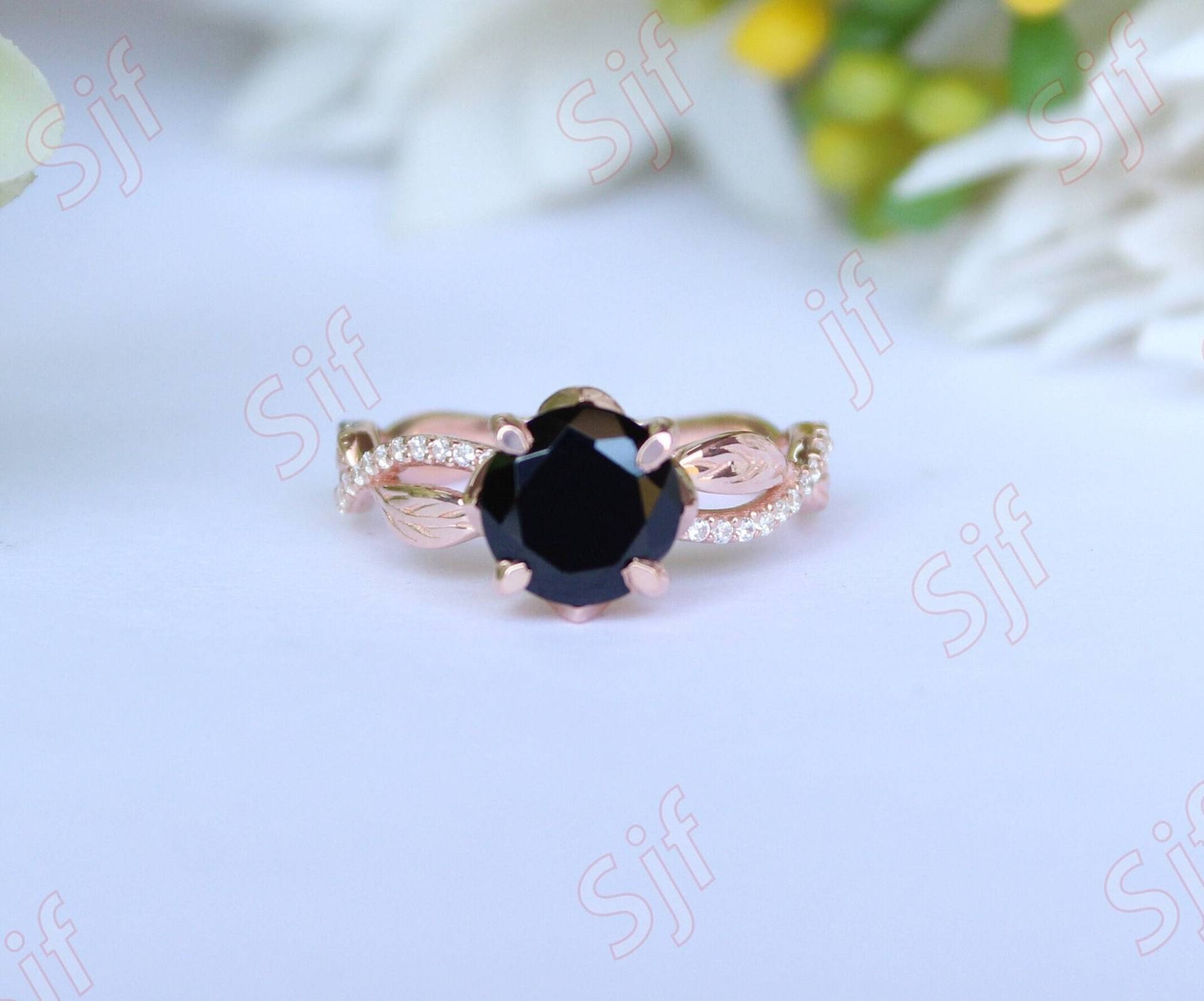 Runder Natürlicher Schwarzer Onyx Edelstein 14K Rose Gold Überzogen 925 Silber Verlobungsring Für Ihr Jubiläum Geburtstagsgeschenk Statement von OGofJewelry