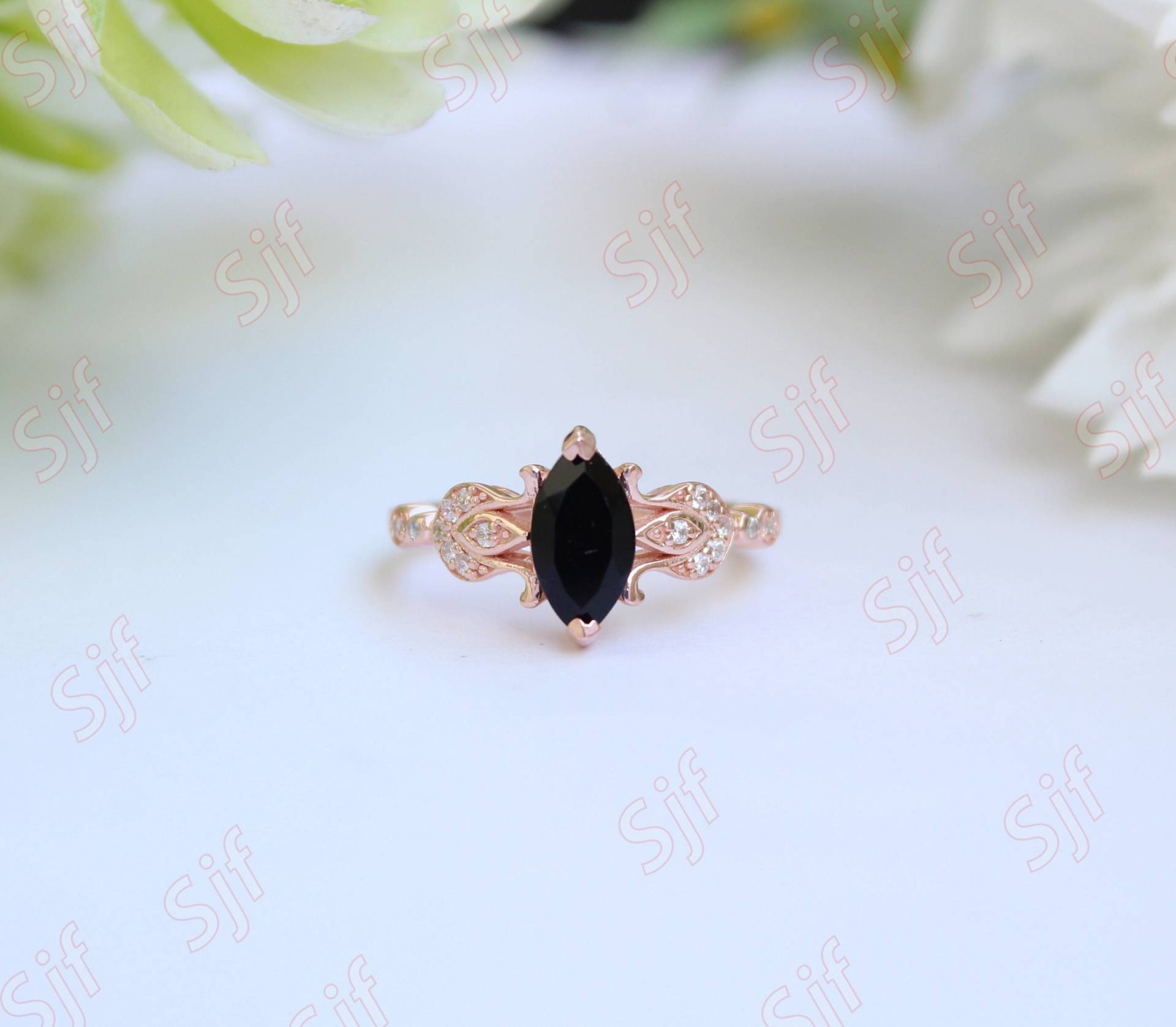 Wunderschöner Marquise 10x5mm Natürlicher Schwarzer Onyx Edelstein Verlobung Gold Ring, Vintage Art Deco Damen Schmuck, Diamant Ring Geschenk von OGofJewelry