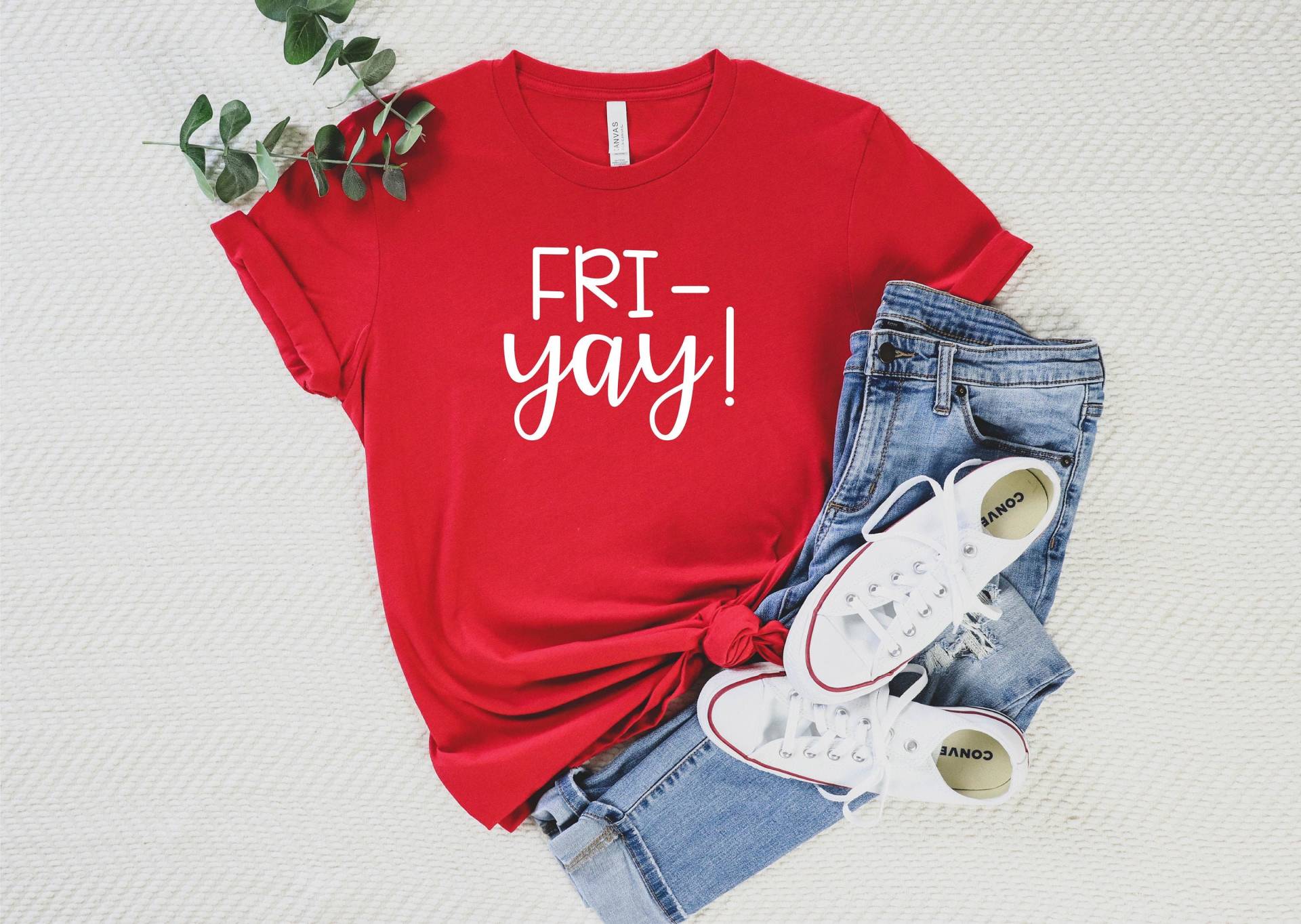 Fri-Yay Shirt, Lehrer Lustiges Mama Geschenk Für Frauen, Tgif Wochenend Shirt von OJEYAPPAREL