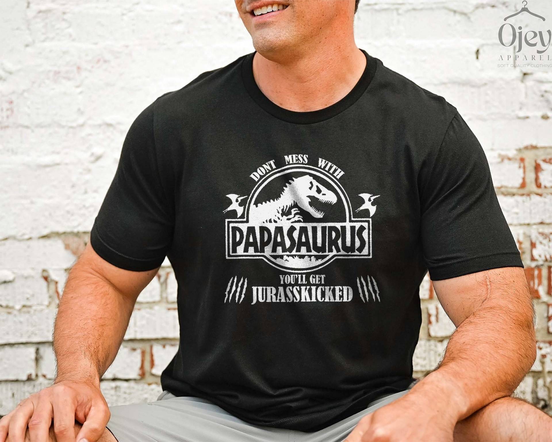 Papasaurus Shirt, Vatertagsgeschenk, Geburtstagsgeschenk Für Papa, Dinosaurier Sie Erhalten Jurasskicked, Geburtstagsshirt, Vatertags-T-Shirt von OJEYAPPAREL