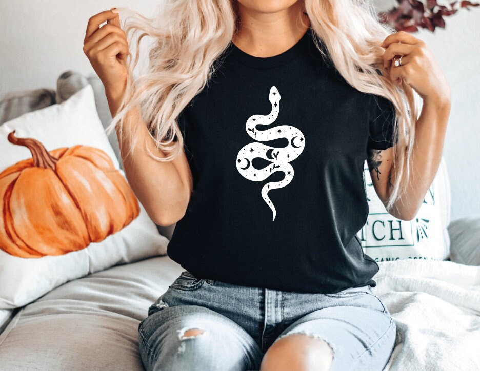 Schlange Shirts, T-Shirt, Reptil Shirt, Geschenk Frauen T-Shirt Schlange, Shirt Geschenk, Schlangen Liebhaber von OJEYAPPAREL