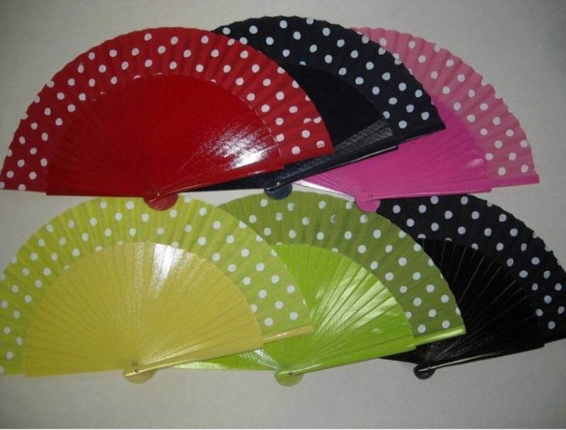 Handgefertigter Fächer von OLEYFANS