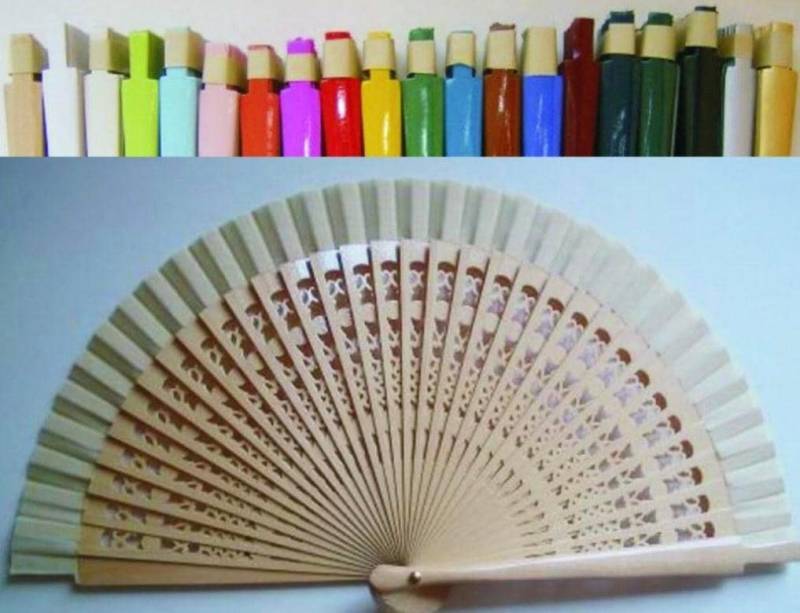 Zierliche Hand Begehrt von OLEYFANS