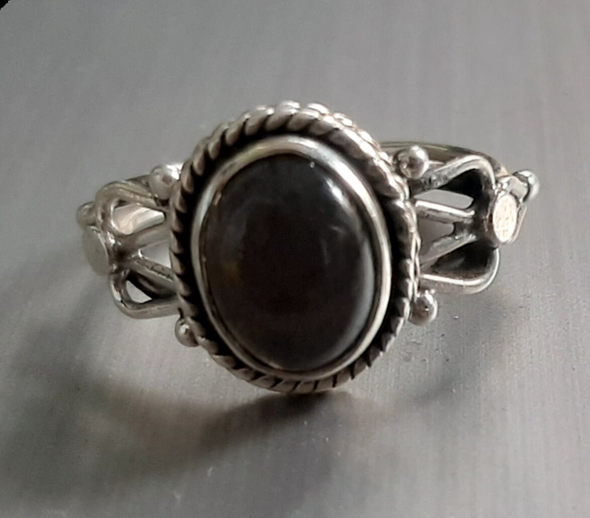 sterling Silber Labradorit Handgemachter Ring Für Frauen-Silber Ring-Edelstein Ring-Handgemachter Ring-925 Ring-Geschenk Sie sterling Silber Labradorit Handgemachter Ring Für Frauen-Silber Ring-Edelstein Ring-Handgemachter Ring-925 Ring-Geschenk Sie von OMBISWASJEWELLERYART
