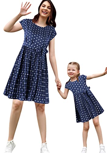 OMZIN Mutter-Tochter-Kleid Sommerkleid Mit Kurzen Ärmeln Und Bedrucktem Midikleid Mit Punkten Und Gürtel Marineblau 3-4Y von OMZIN