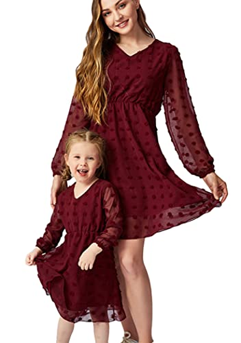 OMZIN Mutter-Tochter-Kleider V-Ausschnitt Schweizer Punkt Kleid Ostern Lange Laternenärmel Familie Matching Chiffon Tunika Kleid Weinrot 8-9Y von OMZIN