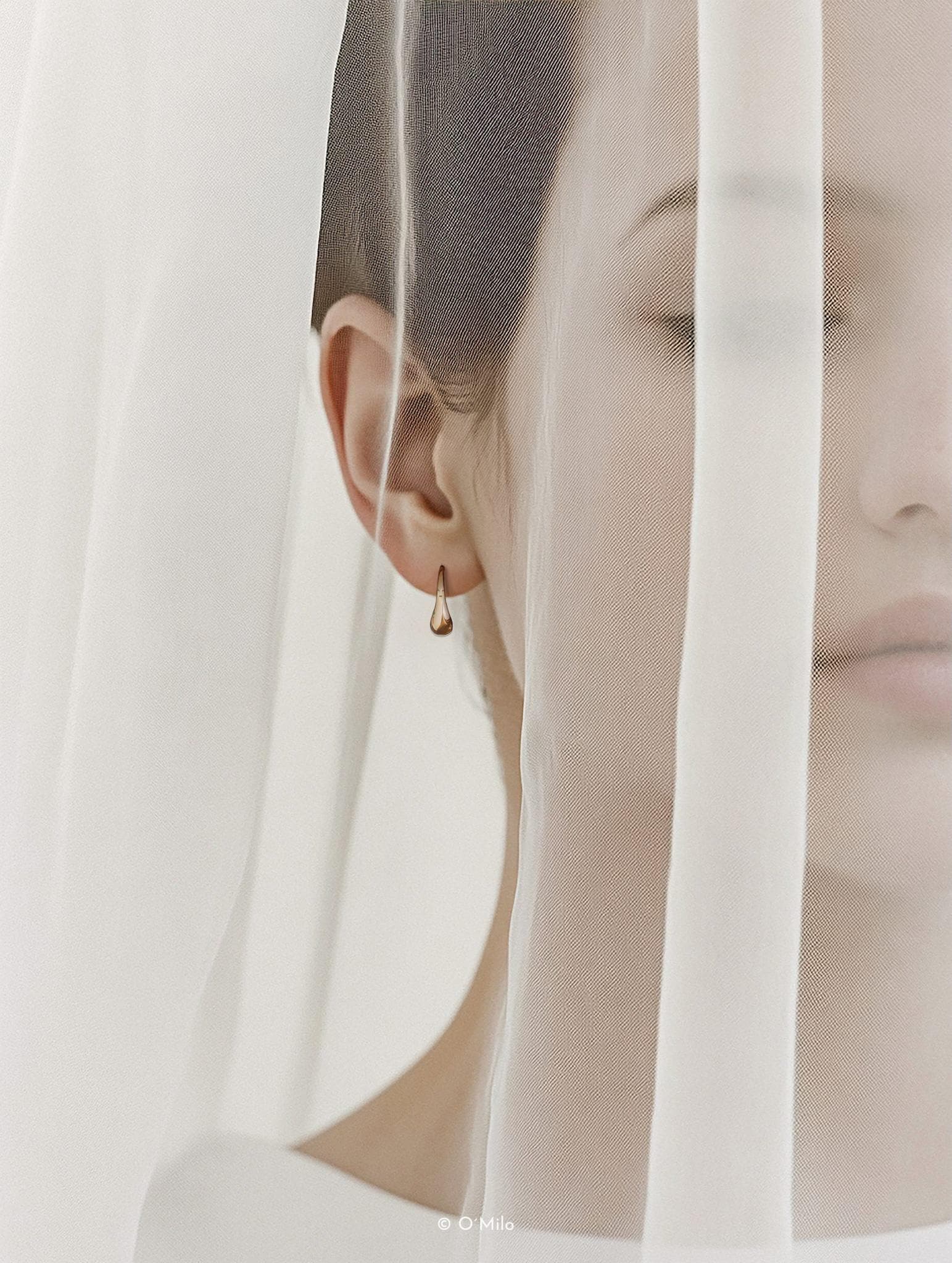 Gold Vermeil Hoop Ohrringe, 925 Sterling Silber, Minimalist Hochzeit | Delia von OMiloStudio