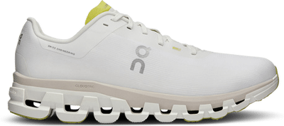 ON Herren Laufschuhe Cloudflow 4 White / Sand - Gr. - 42.5 von ON