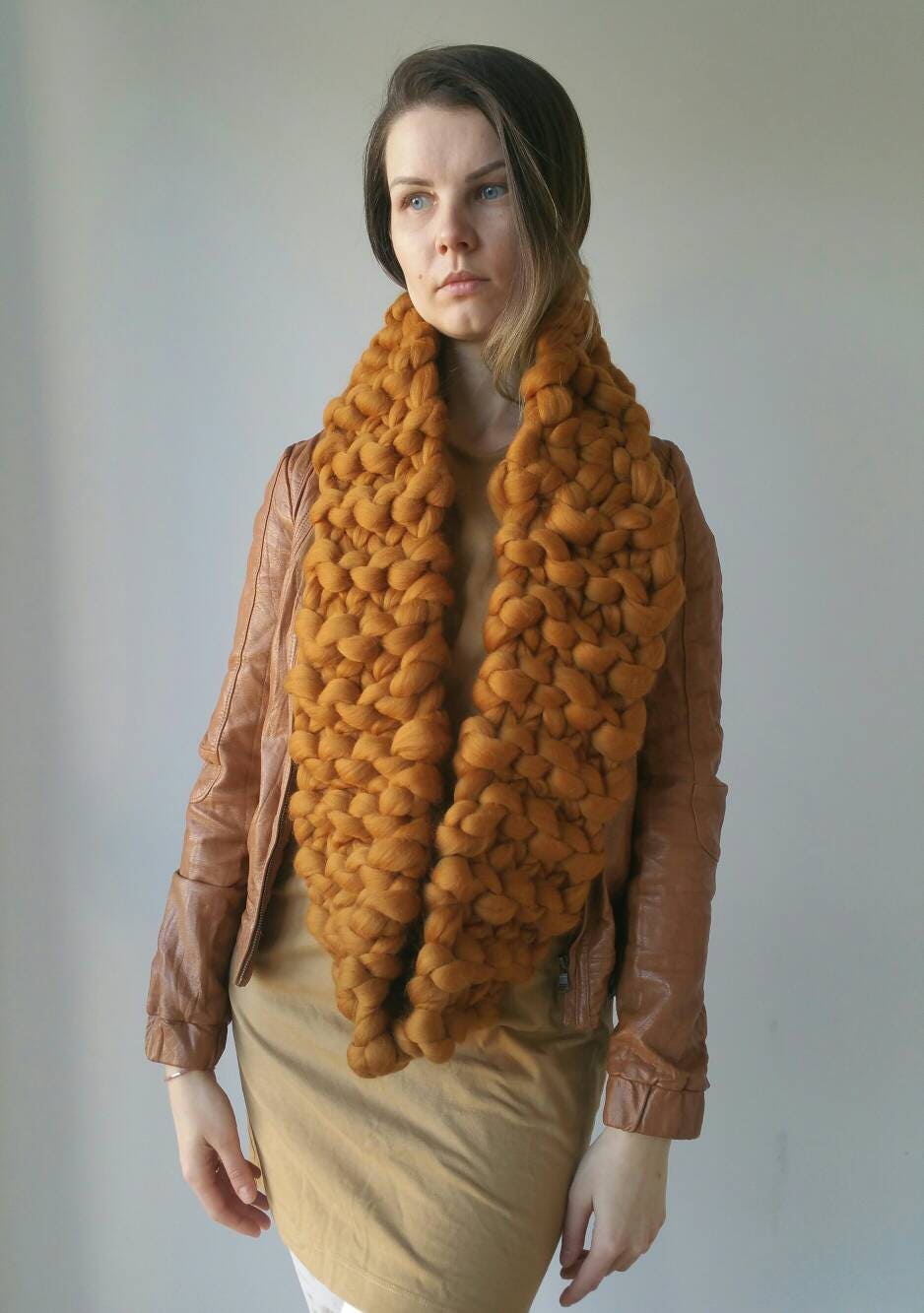 Gestrickter Rundschal Chunky Oversized Kragen von ONAbyAgne