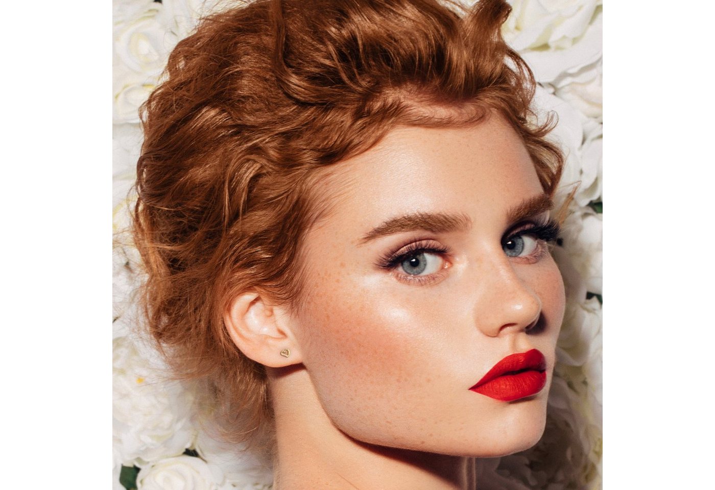 ONE ELEMENT Paar Ohrhänger Herz Ohrringe Ohrstecker aus 333 Gelbgold, Herz mit Bedeutung – eine feine Geschenkidee für viele Anlässe von ONE ELEMENT