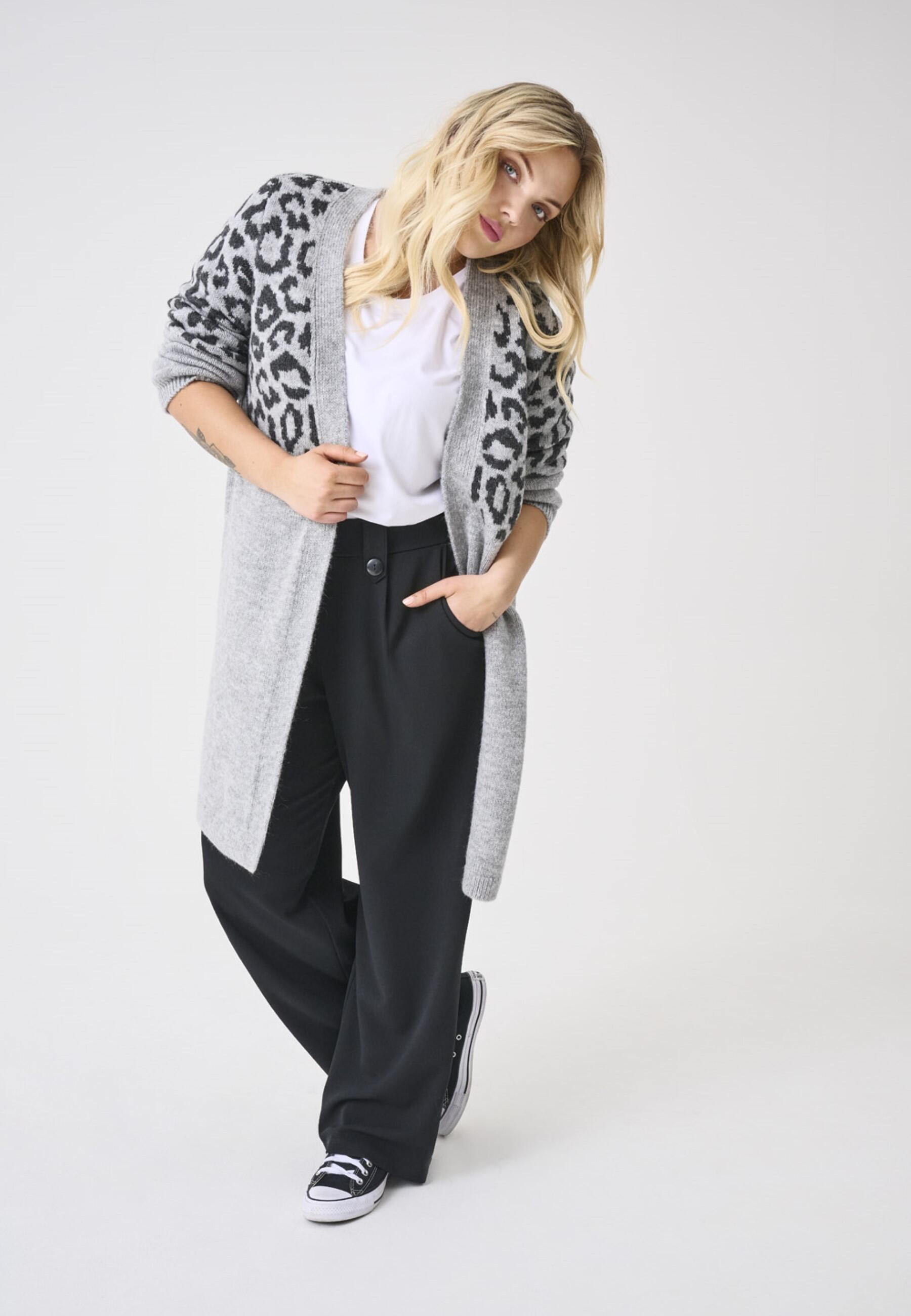 ONLY CARMAKOMA - CARJADE ANIMAL L/S CARDIGAN KNT NOOS light grey melange von ONLY CARMAKOMA